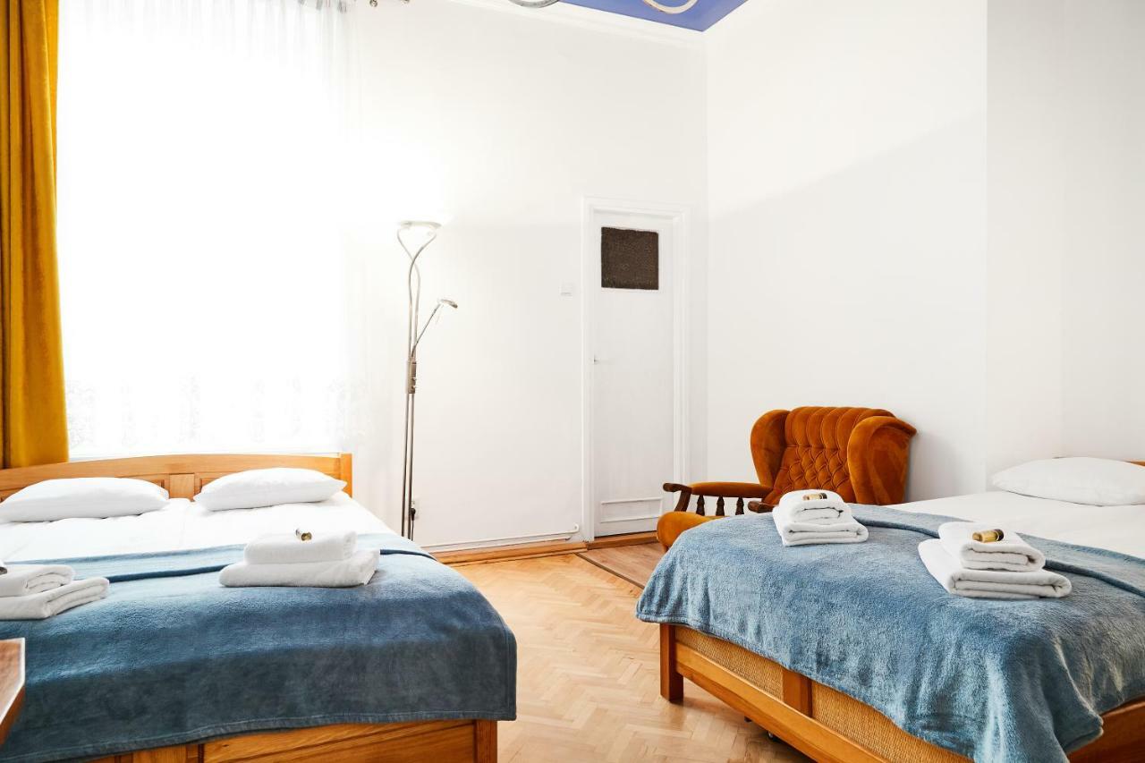 Top Location Apartments Topolowa Street クラクフ エクステリア 写真